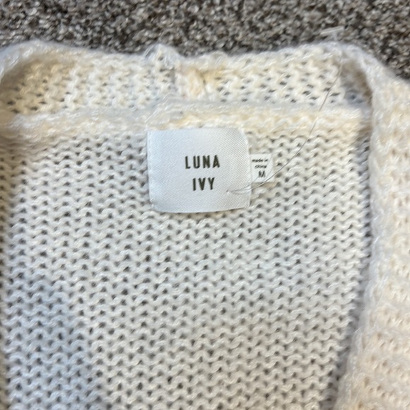 Luna Ivy Cardigan Sweater NWT - Picture 7 of 10